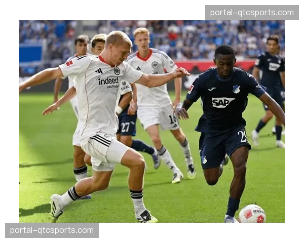 欧战资格关键战：弗赖堡与法兰克福的直接对话